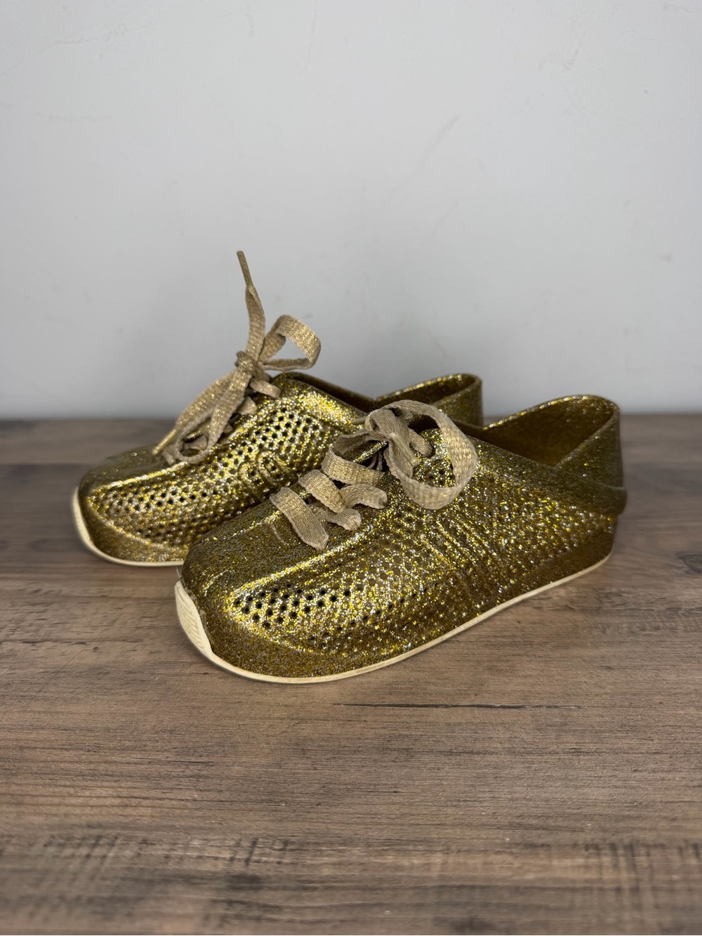 Girls Mini Melissa size 10 gold glitter jelly shoes
